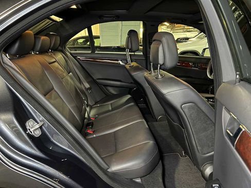 Used 2011 Mercedes-Benz C 300 4MATIC Sedan image 13