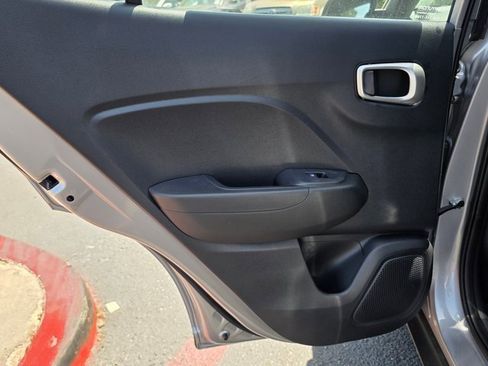 New 2025 Hyundai Venue SEL image 20