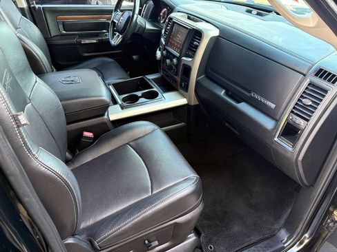 Used 2014 RAM 1500 Laramie w/ Convenience Group RWD image 25