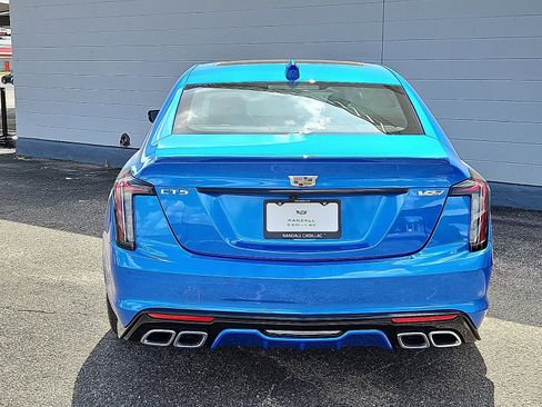 New 2026 Cadillac CT5 V image 4