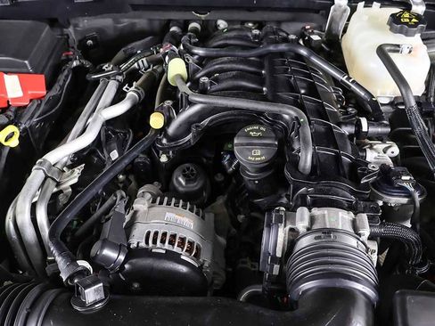 Used 2022 Jeep Wrangler Unlimited Sport image 14