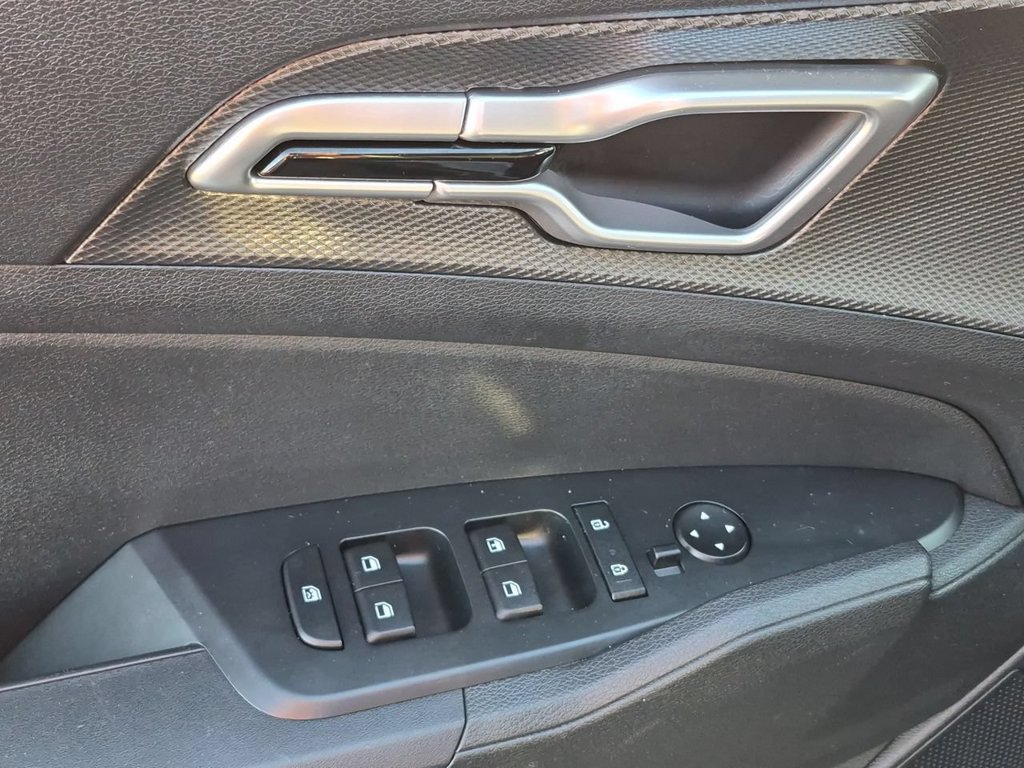 Certified 2025 Kia Sportage LX AWD/4WD image 23