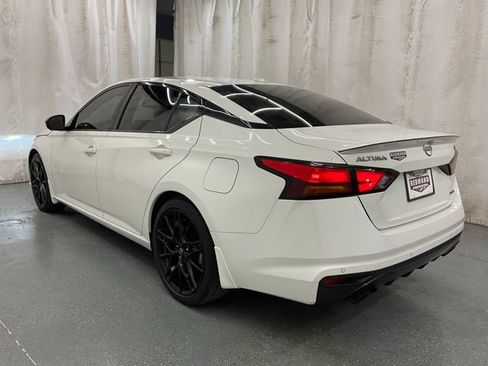 Used 2023 Nissan Altima 2.0 SR FWD image 5