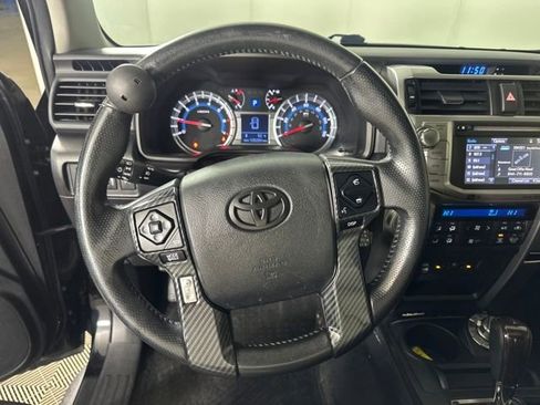 Used 2016 Toyota 4Runner Limited image 14