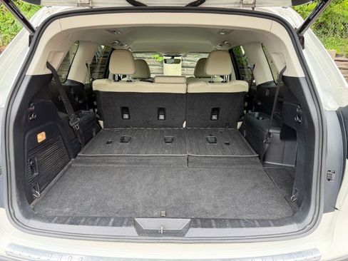Used 2019 Subaru Ascent Limited AWD/4WD image 28