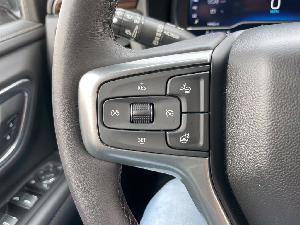Used 2022 Chevrolet Tahoe Premier AWD/4WD image 22
