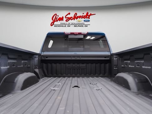 Used 2025 GMC Sierra 2500 Denali w/ Denali Reserve Package AWD/4WD image 38
