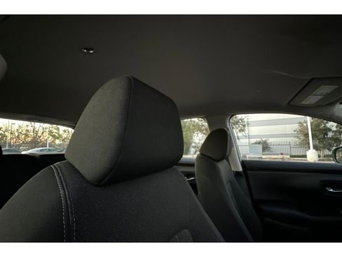 Certified 2023 Honda HR-V LX image 20