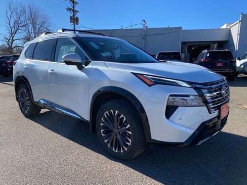 New 2026 Nissan Rogue Platinum image 7