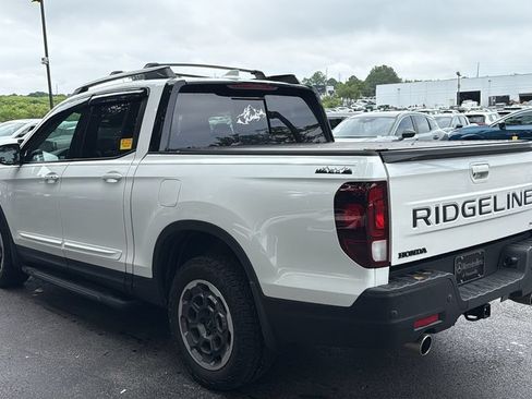 Used 2024 Honda Ridgeline Black Edition image 5