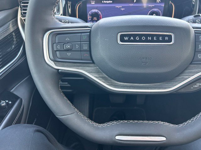 Used 2023 Jeep Wagoneer Series III w/ Premium Group I AWD/4WD image 19