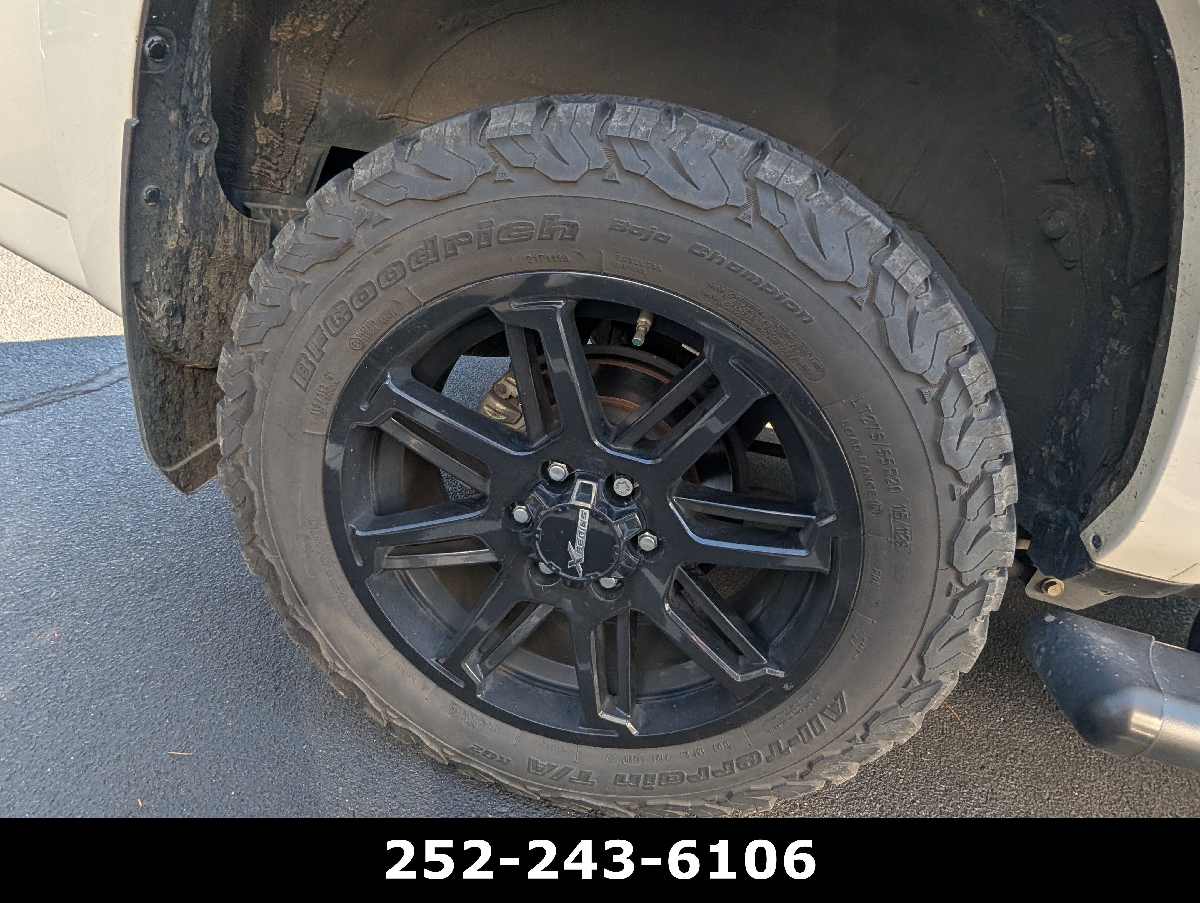 Used 2023 Toyota 4Runner SR5 Premium w/ Moonroof Package AWD/4WD image 9