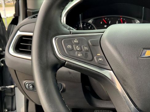 Used 2024 Chevrolet Equinox LT image 23