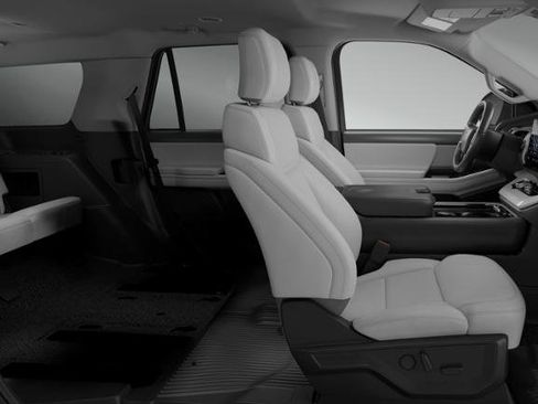 New 2026 Ford Expedition Active image 28