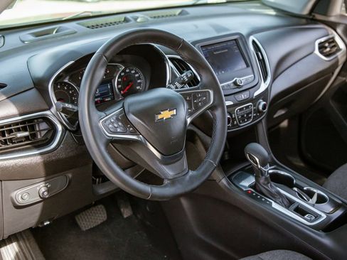 Used 2024 Chevrolet Equinox LT w/ Driver Convenience Package FWD image 10