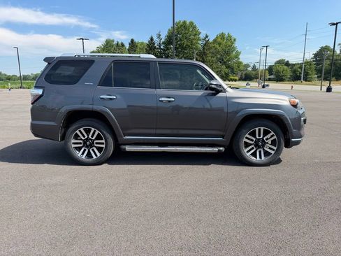 Used 2014 Toyota 4Runner Limited AWD/4WD image 4