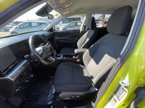 Used 2025 Hyundai Kona SEL image 27
