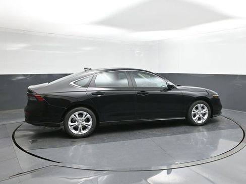New 2026 Honda Accord LX image 11