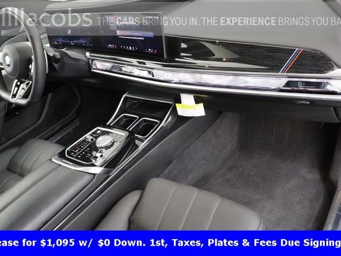 Certified 2025 BMW 750e xDrive image 23