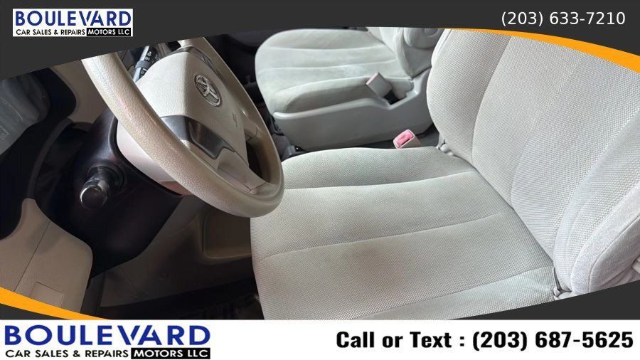 Used 2011 Toyota Sienna FWD image 24