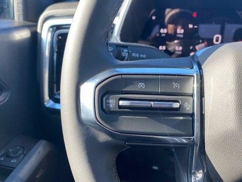 New 2026 GMC Canyon Elevation w/ Convenience Package image 18