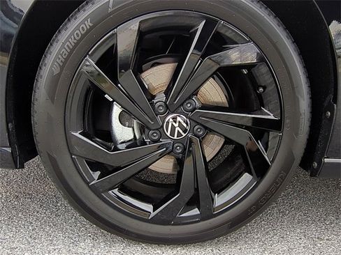 New 2026 Volkswagen Jetta SE image 22