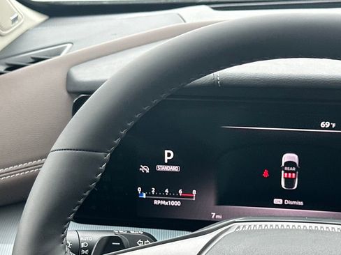 New 2025 Nissan Murano Platinum image 22