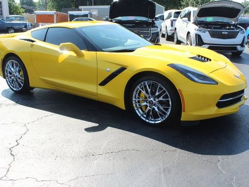 Used 2015 Chevrolet Corvette Stingray Coupe w/ 2LT Preferred Equipment Group RWD image 17