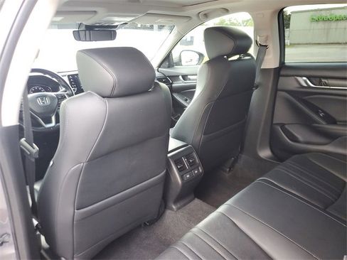 Used 2021 Honda Accord EX-L image 10