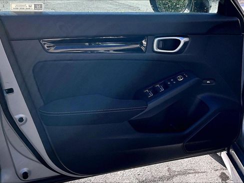 Used 2023 Honda Civic EX image 13