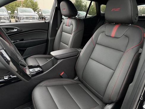 New 2026 Chevrolet Trax RS w/ Sunroof Package image 20