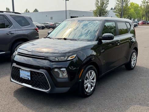 Used 2021 Kia Soul LX FWD image 4