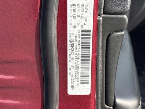 Used 2017 Jeep Grand Cherokee Limited w/ Luxury Group II AWD/4WD image 31