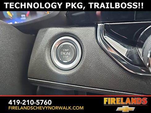 Certified 2023 Chevrolet Colorado Trail Boss w/ Technology Package image 37