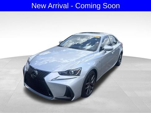 Used 2019 Lexus IS 300 F Sport w/ F Sport Package RWD image 2