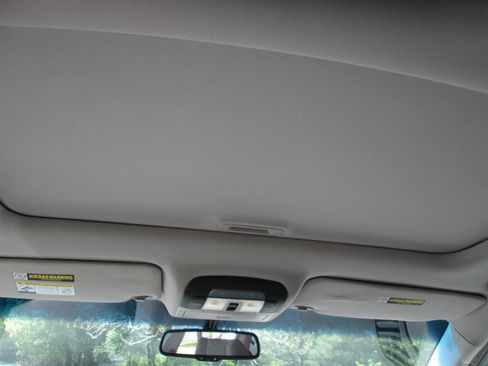 Used 2010 Acura MDX w/ Technology Package AWD/4WD image 10