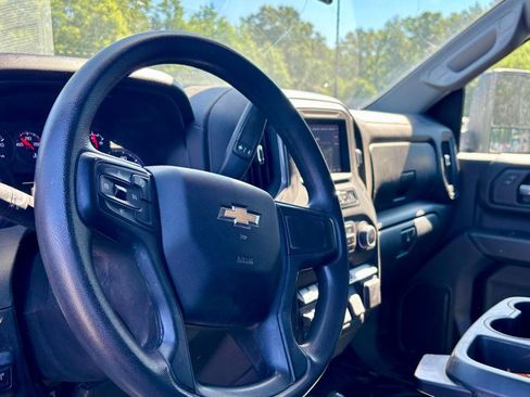 Used 2024 Chevrolet Silverado 2500 W/T w/ WT Convenience Package AWD/4WD image 17