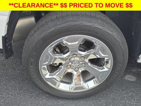Used 2022 RAM 1500 Big Horn AWD/4WD image 18