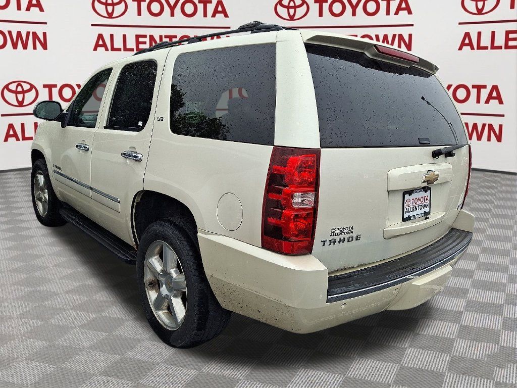 Used 2009 Chevrolet Tahoe LTZ AWD/4WD image 4