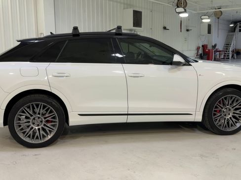 Used 2019 Audi Q8 Prestige image 2