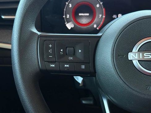 Certified 2025 Nissan Kicks SV FWD image 22
