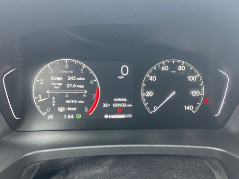 Used 2025 Honda Pilot Touring image 16