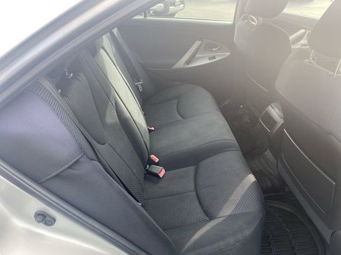 Used 2011 Toyota Camry SE w/ SE Extra-Value Pkg #1 image 23