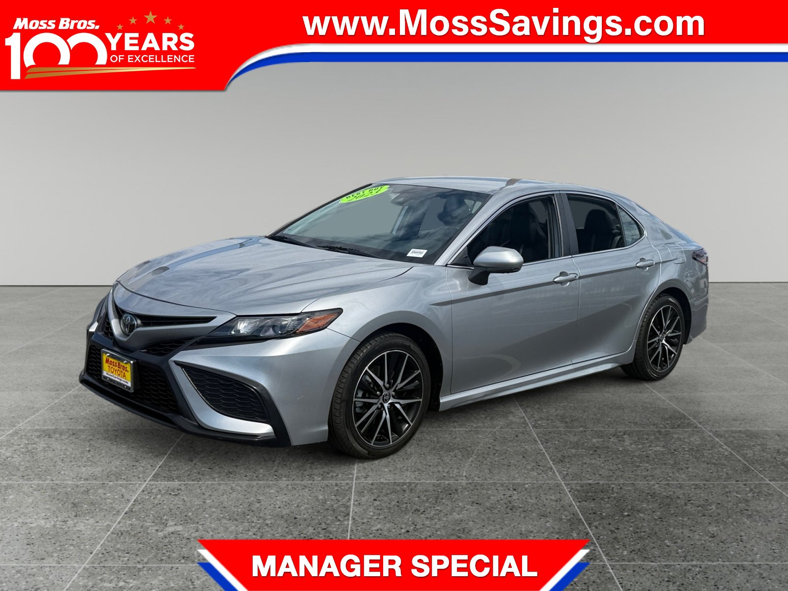 Used 2024 Toyota Camry SE FWD image 1