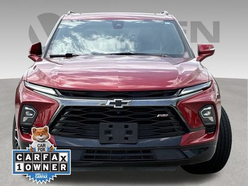 Used 2024 Chevrolet Blazer RS w/ Driver Confidence II Package FWD image 2
