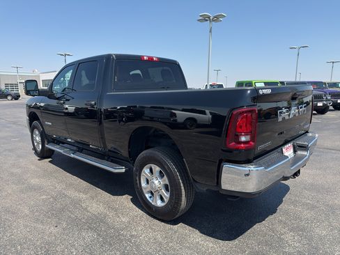 Used 2026 RAM 2500 Big Horn AWD/4WD image 7