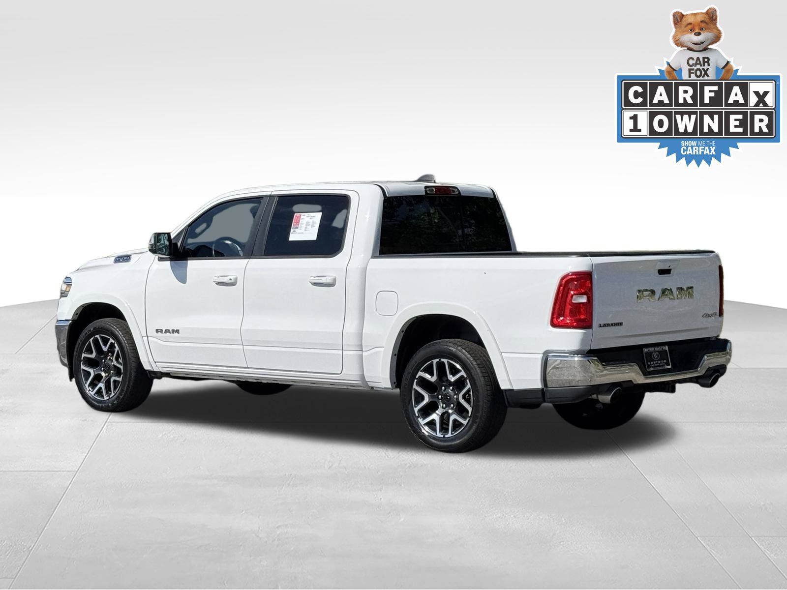 Used 2025 RAM 1500 Laramie AWD/4WD image 7