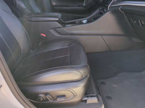 Used 2023 Jeep Grand Cherokee L Limited w/ Luxury Tech Group II image 29