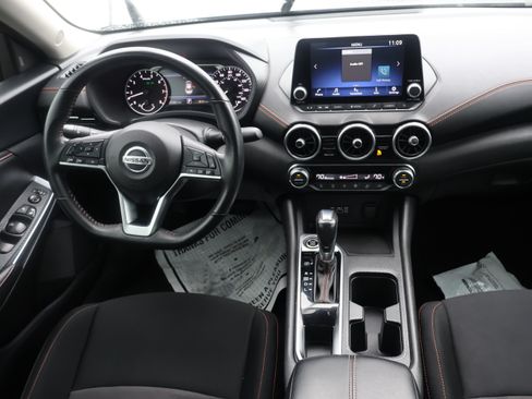 Used 2023 Nissan Sentra SR w/ Electronics Package FWD image 13
