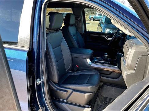 Used 2023 Chevrolet Silverado 1500 RST image 10